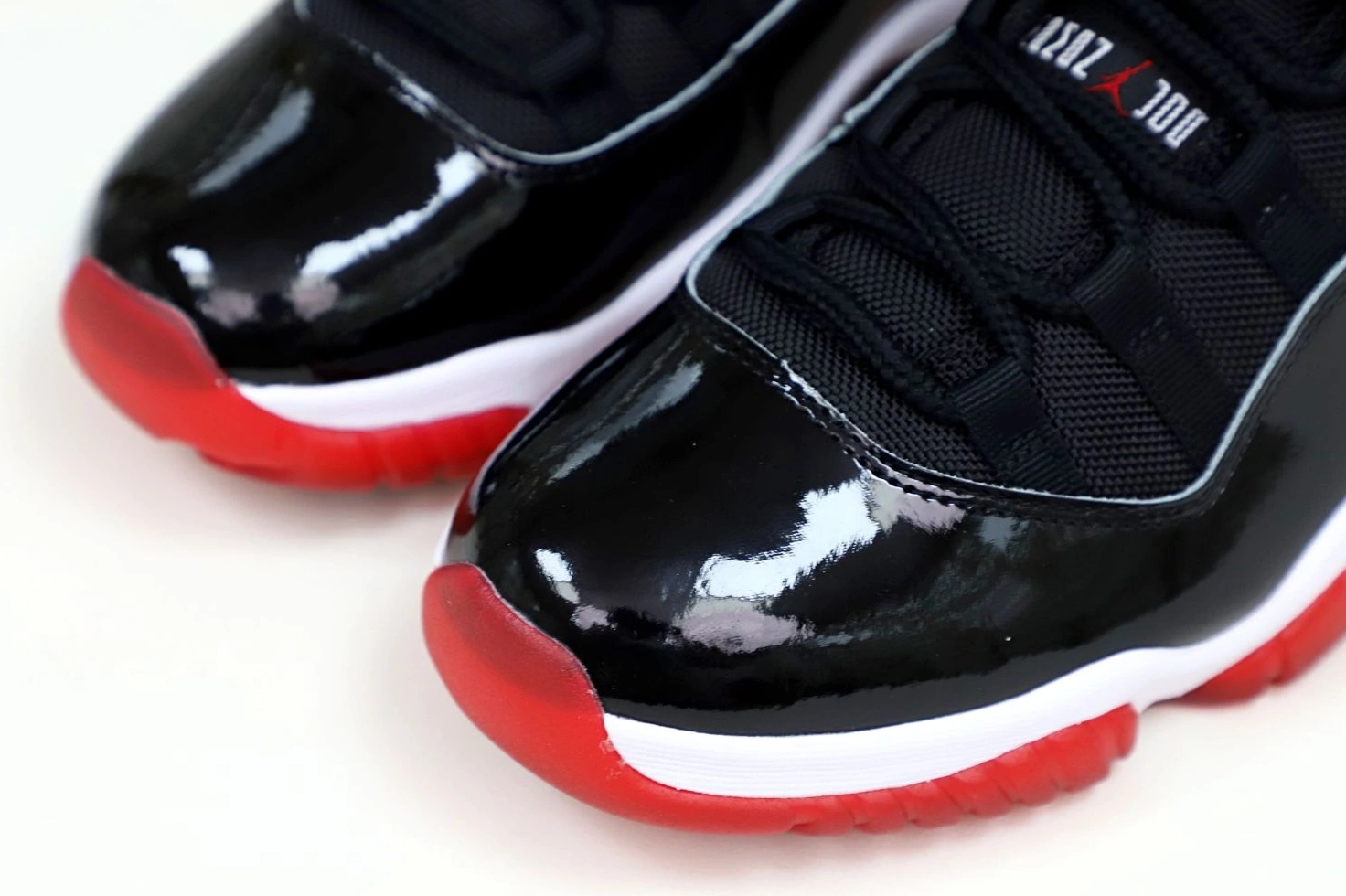 JORDAN 2019 RETRO 11 AIR 'BRED' 0123